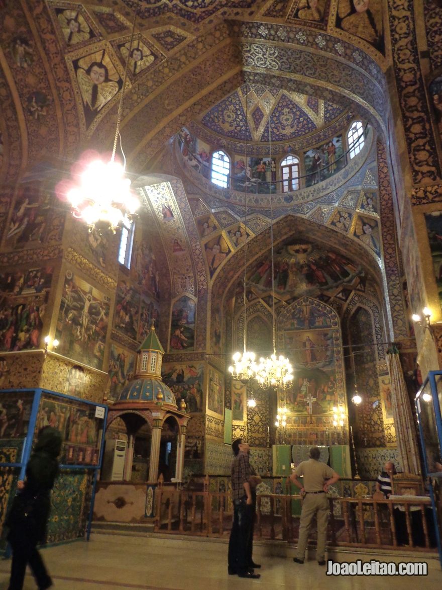 Catedral Cristã de São Salvador em Esfahan no Irão