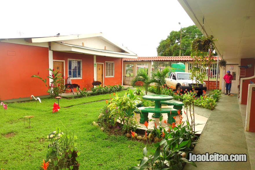 Exterior do Hotel y Cabinas Jabiru em Los Chiles