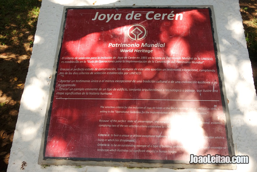 Placa UNESCO em Joya de Cerén