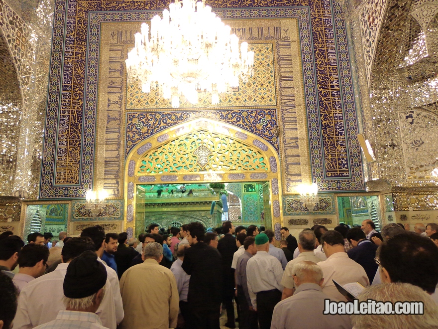 Santuário e Mausoléu de Imam Reza em Mashhad no Irão
