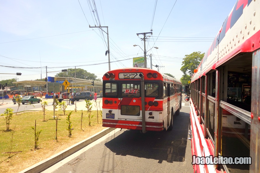 Autocarro Sochitoto até San Salvador, El Salvador