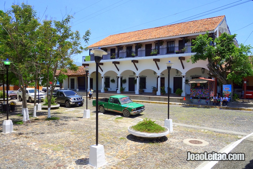 Parque Central de Suchitoto