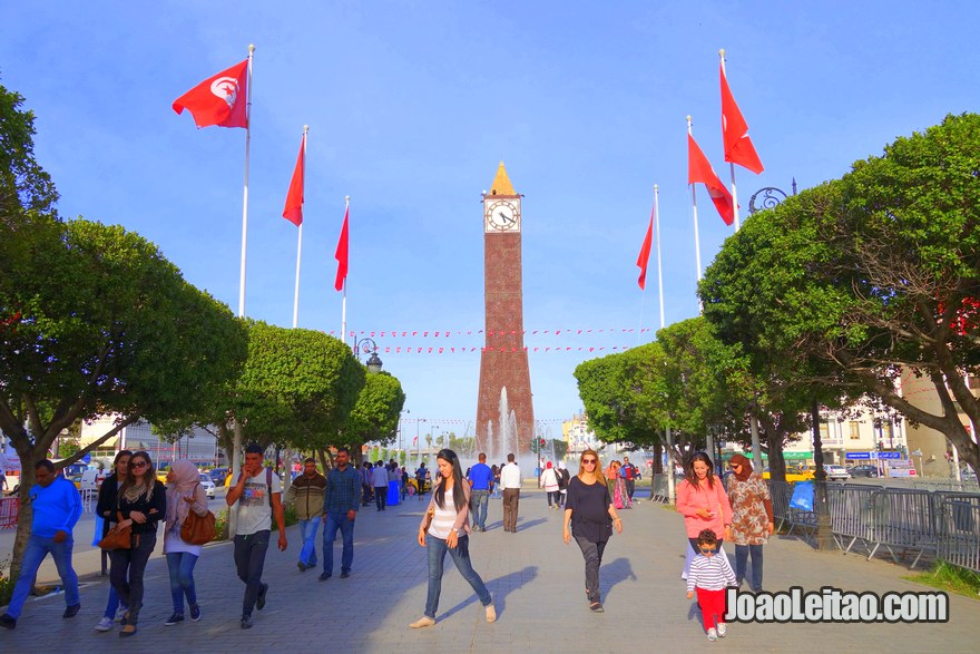 Avenida Habib-Bourguiba em Tunes