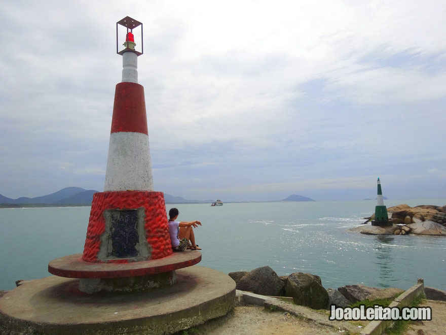 O farol da Barra da Lagoa em Florianópolis