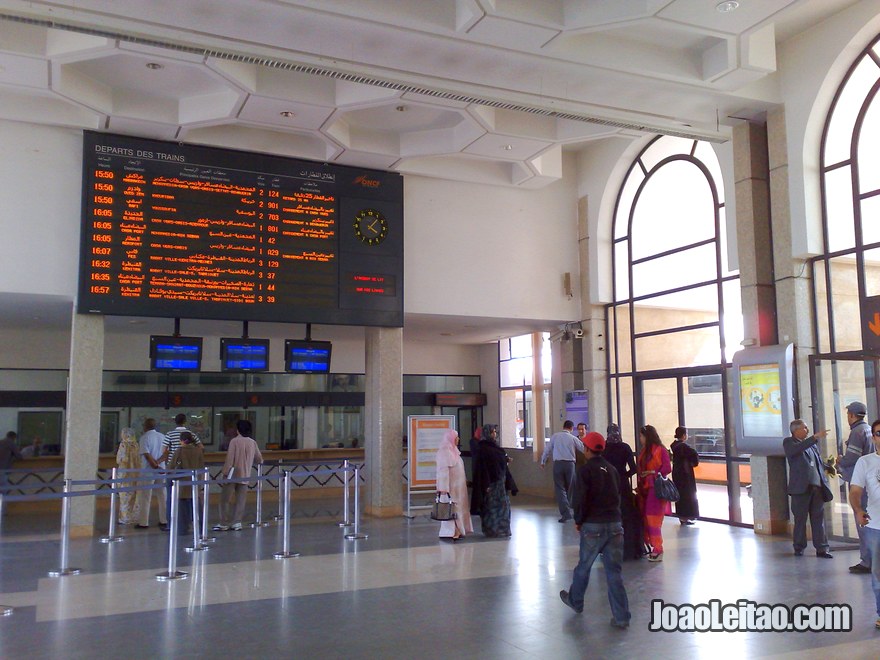 Foto da Estação de Comboio (trem) em Tanger 