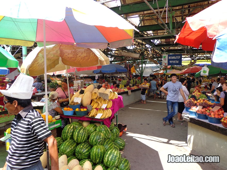 Mercado Dordoy Bazaar em Bishkek