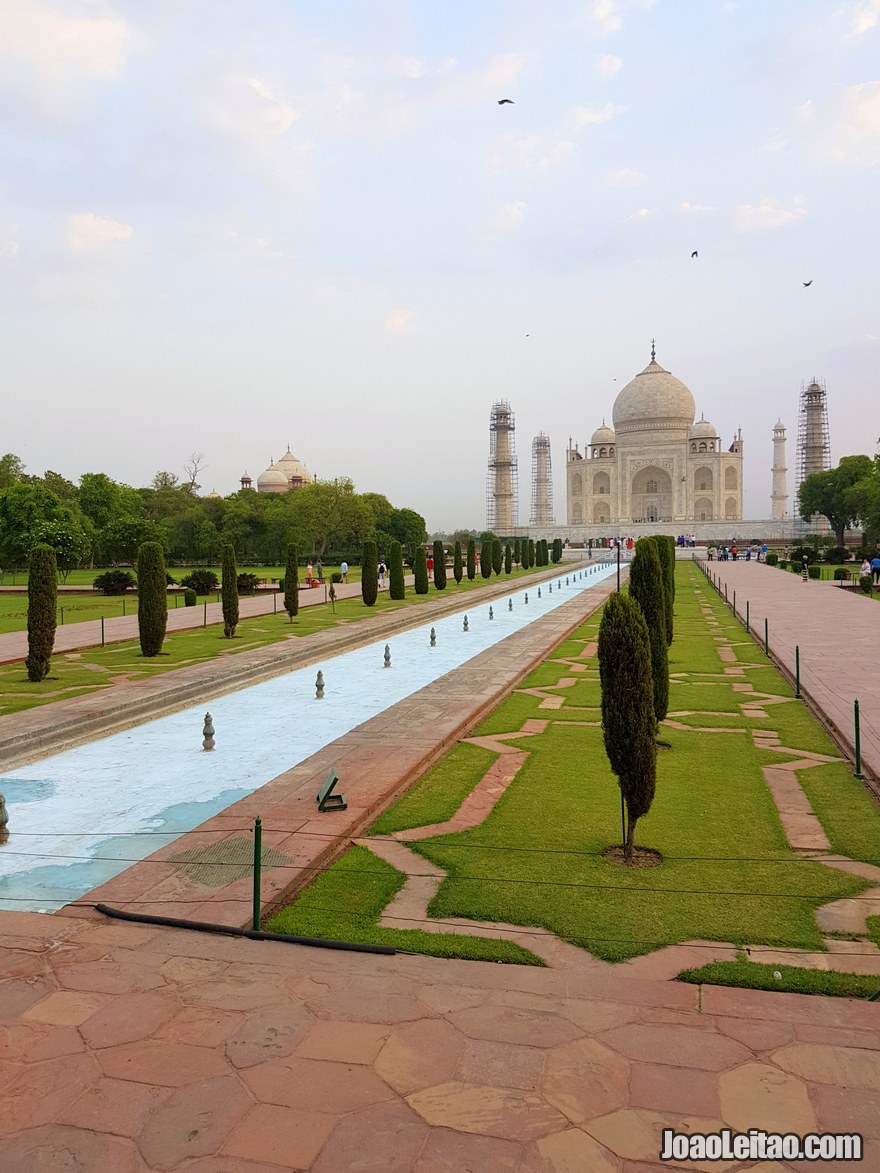 Taj Mahal monumento UNESCO situado na cidade de Agra na Índia
