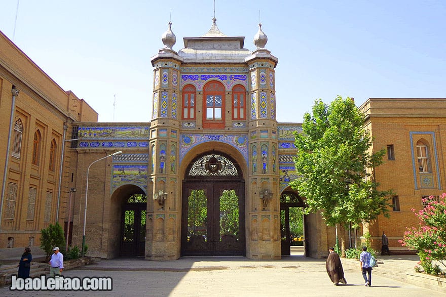 Begh-e Melli in Tehran - Monuments and Sightseeing in Iran