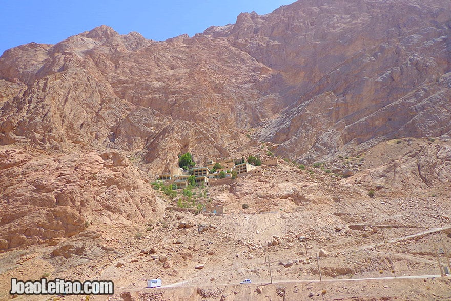 Chak Chak Zoroastrian Shrine - Visit Iran