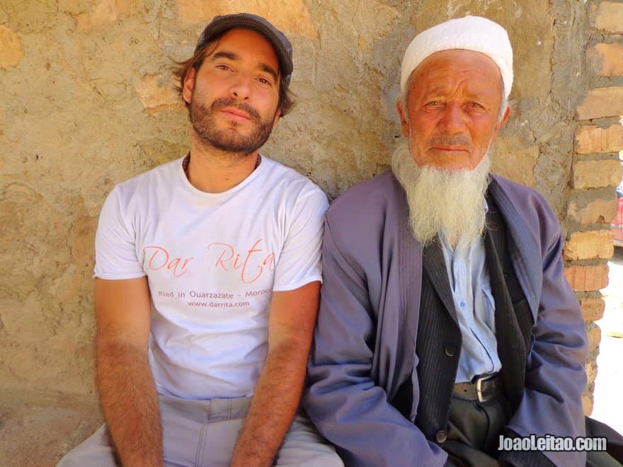 Making friendship with a local Uzbek mullah