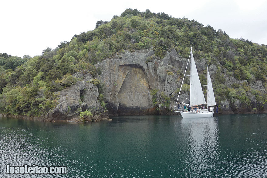 Visit Lake Taupo New Zealand