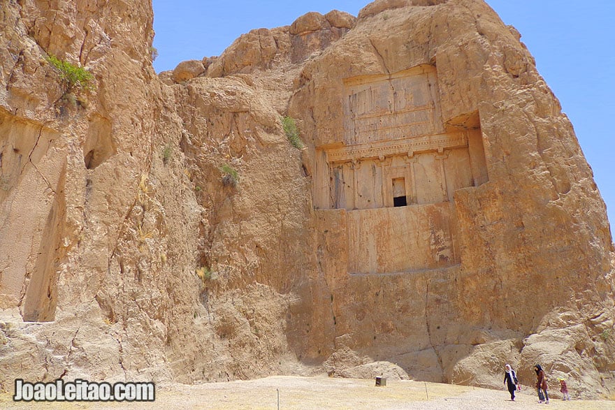 Naqsh-e Khostam ancient necropolis from 1000 BC - Sightseeing in Iran