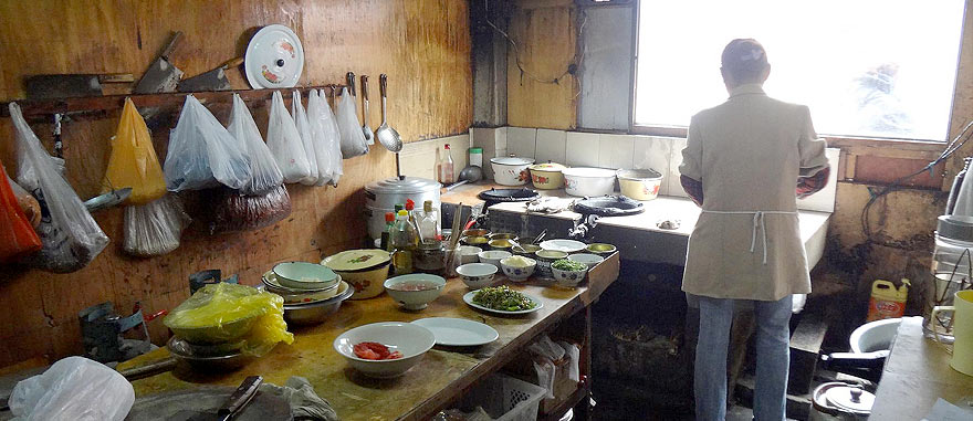 Restaurant in Nyalam Tibet