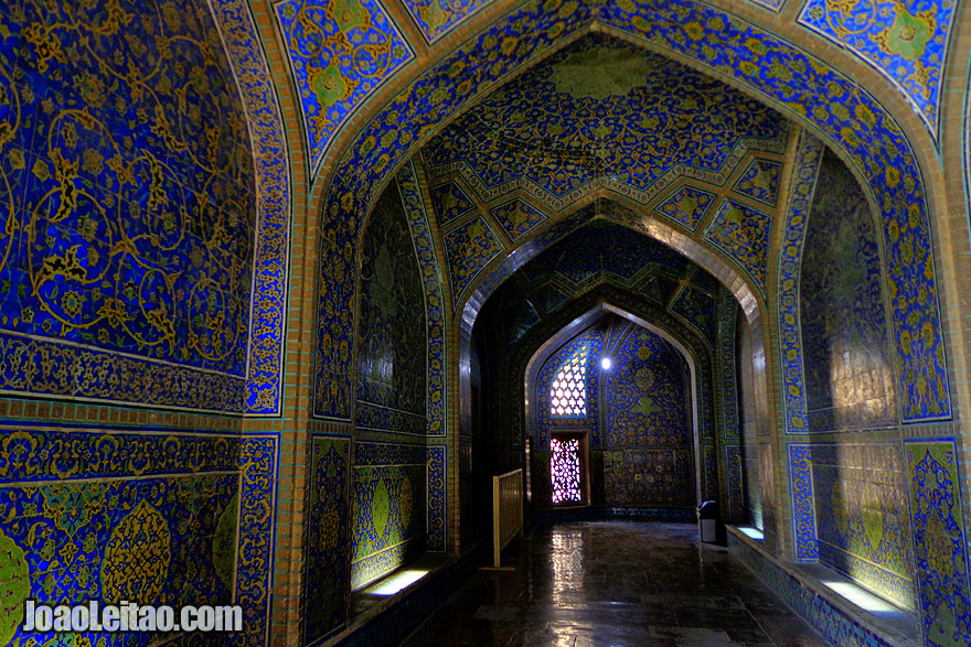 Sheikh Lotfollah Mosque in Isfahan - Monuments and Sightseeing in Iran