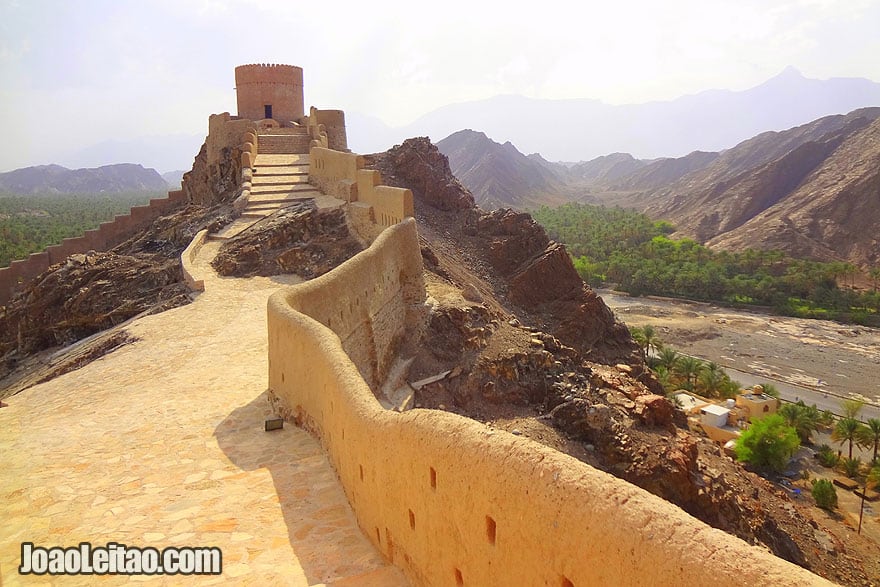 Visit Samail Castle in Oman