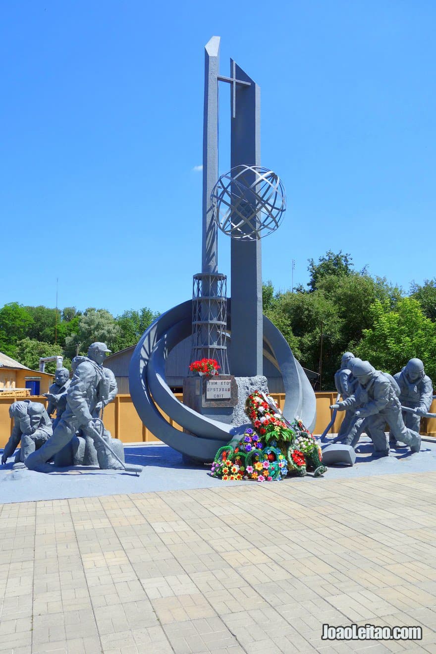 Memorial to the Firemen killed at Chernobyl 