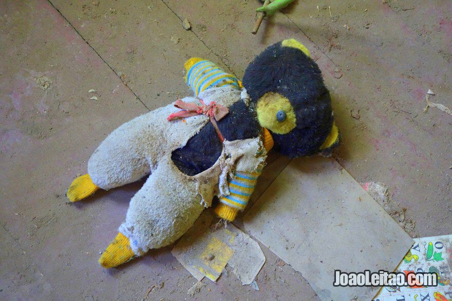 Chernobyl & Pripyat, Ukraine – Surviving the dead zone Inside Abandoned School in Kopachi Village