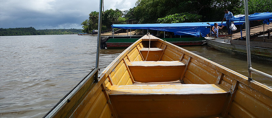 Boat from French Guiana to Brazil