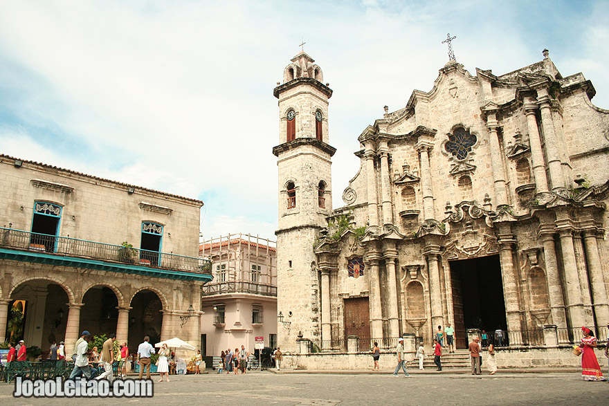A Catedral de Havana, na Plaza de Armas