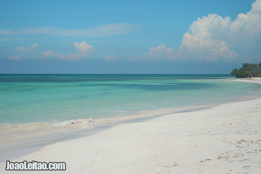 Cayo Jutias Beach in Bahia de Santa Lucía