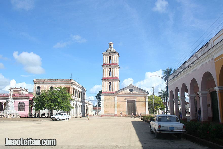 Square and church in Caibarien 