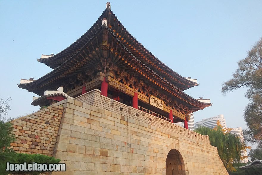 Taedongmun built in mid-6th century was the East gate of the walled city of Pyongyang.