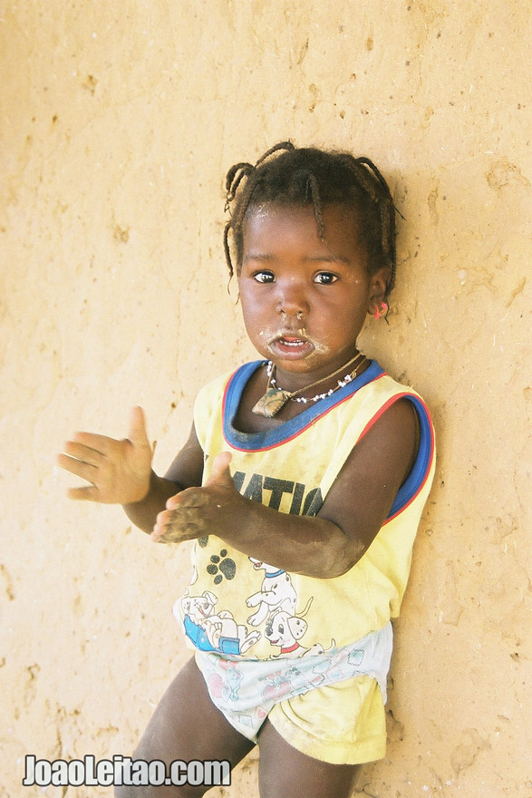 Baby girl clapping, Senegal