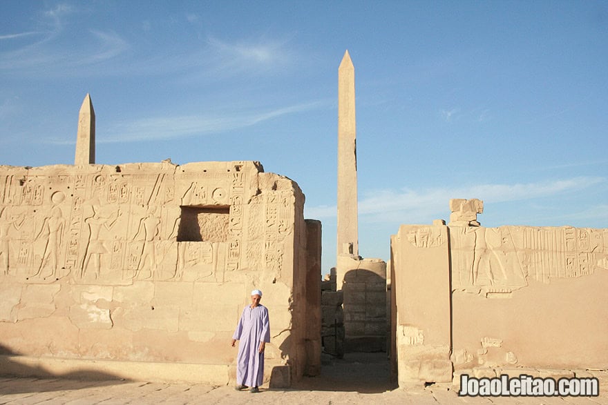 Egyptian man with traditional clothes in Luxor