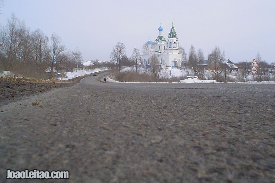 Viajando de carro na Rússia