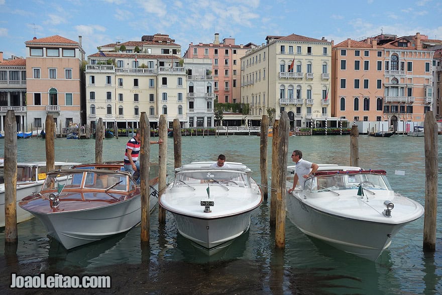 James Bond Venice look like scene