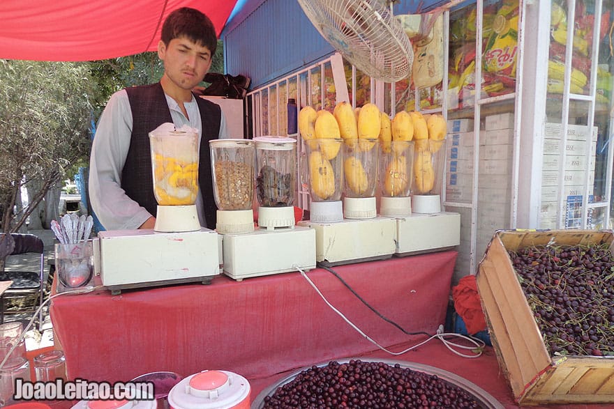 Fresh fruits in Mazar-i-Sharif