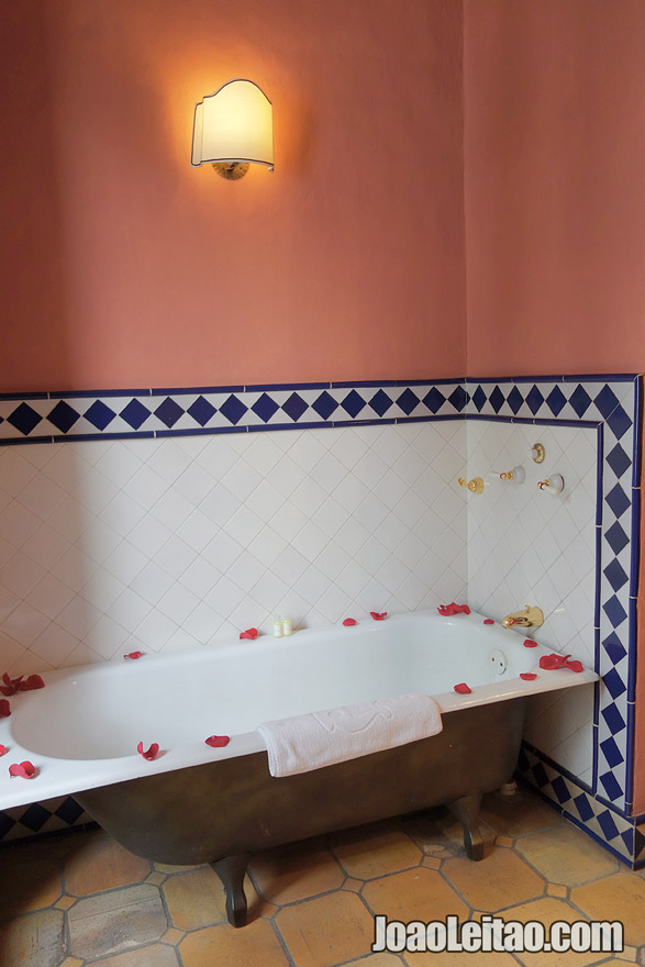 Bathtub in Hotel de la Opera in Bogota