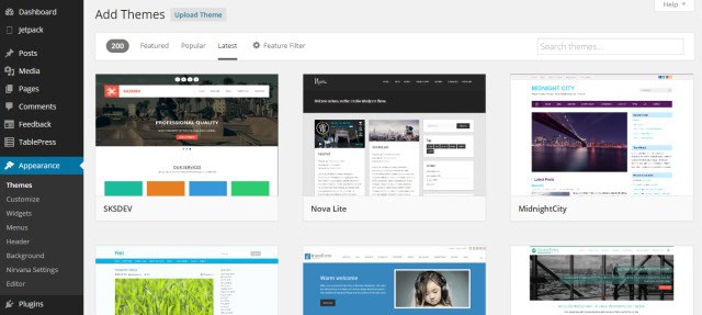 Installing a free WordPress theme