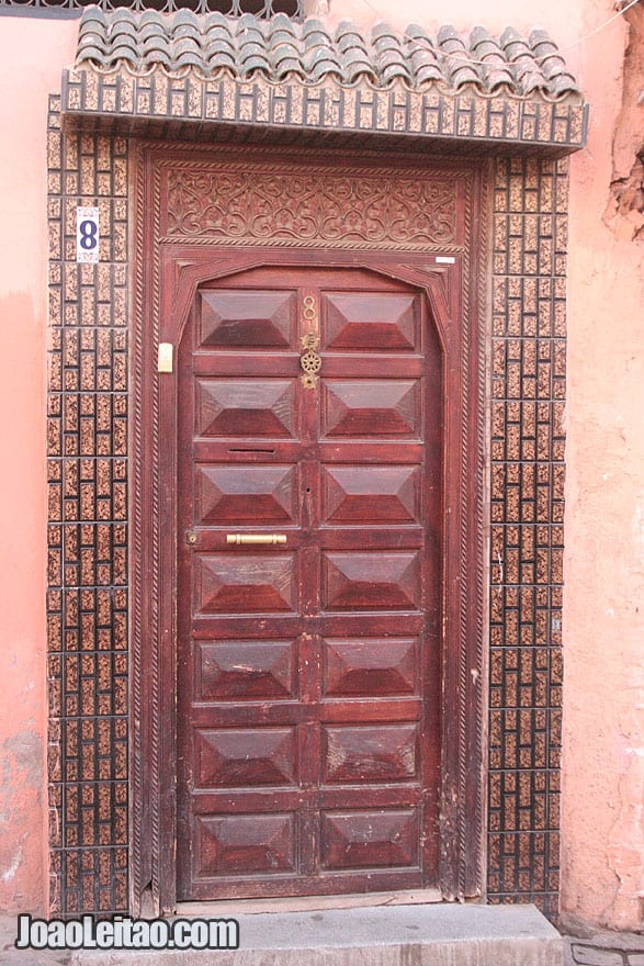 Porta na Medina de Marraquexe