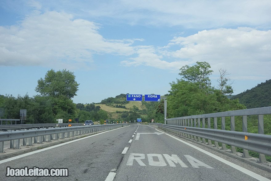 A conduzir em Itália e San Marino