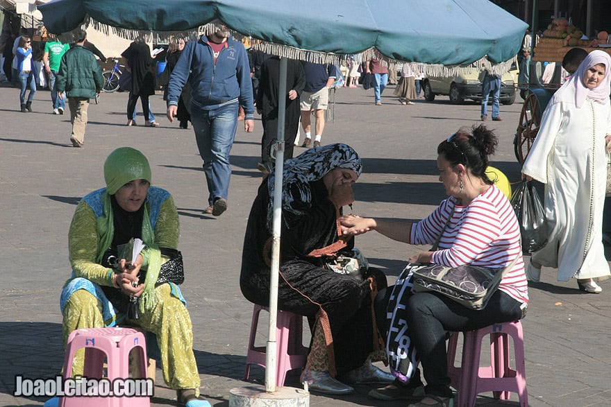 Henna tattoo artists of Marrakesh