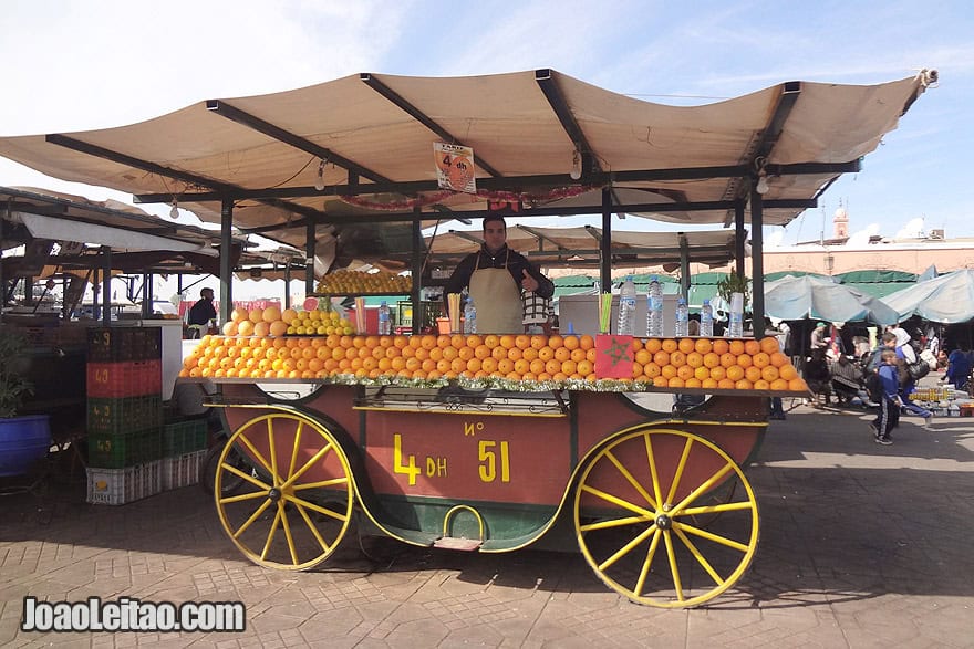 Bancas de sumo de laranja em Marraquexe