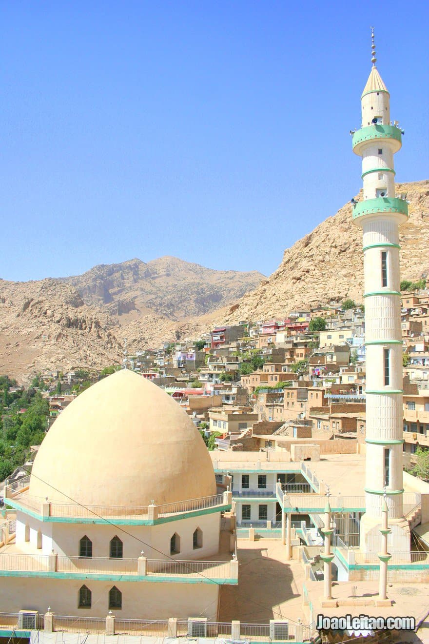 View of Aqrah main mosque, Hitchhiking in Iraq