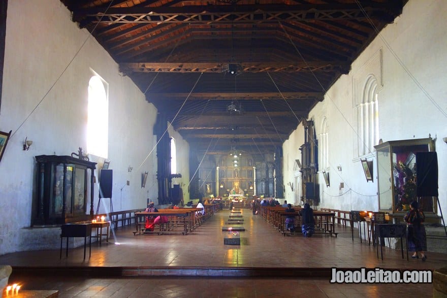 Interior of the Iglesia de Santo Tomás church in Chichicastenango 