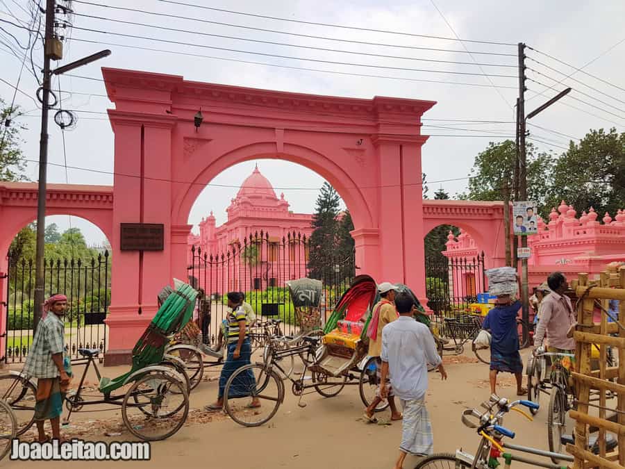 O Palácio cor-de-rosa em Daca