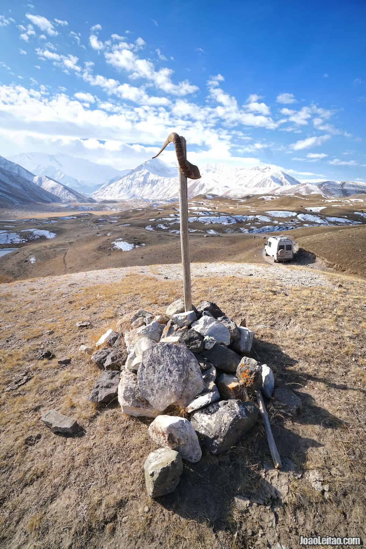 Tulpar-Kol Lakes at 3504 m (11,496 ft)