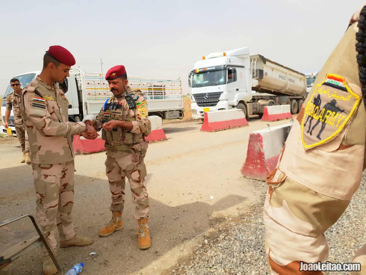 ARMY CHECK POINT IRAQ