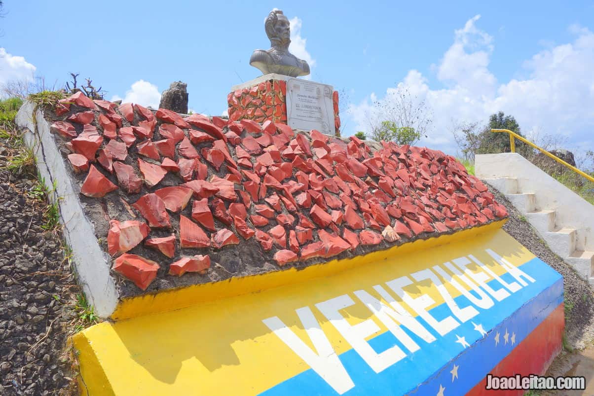 Crossing the border from Brazil to Venezuela