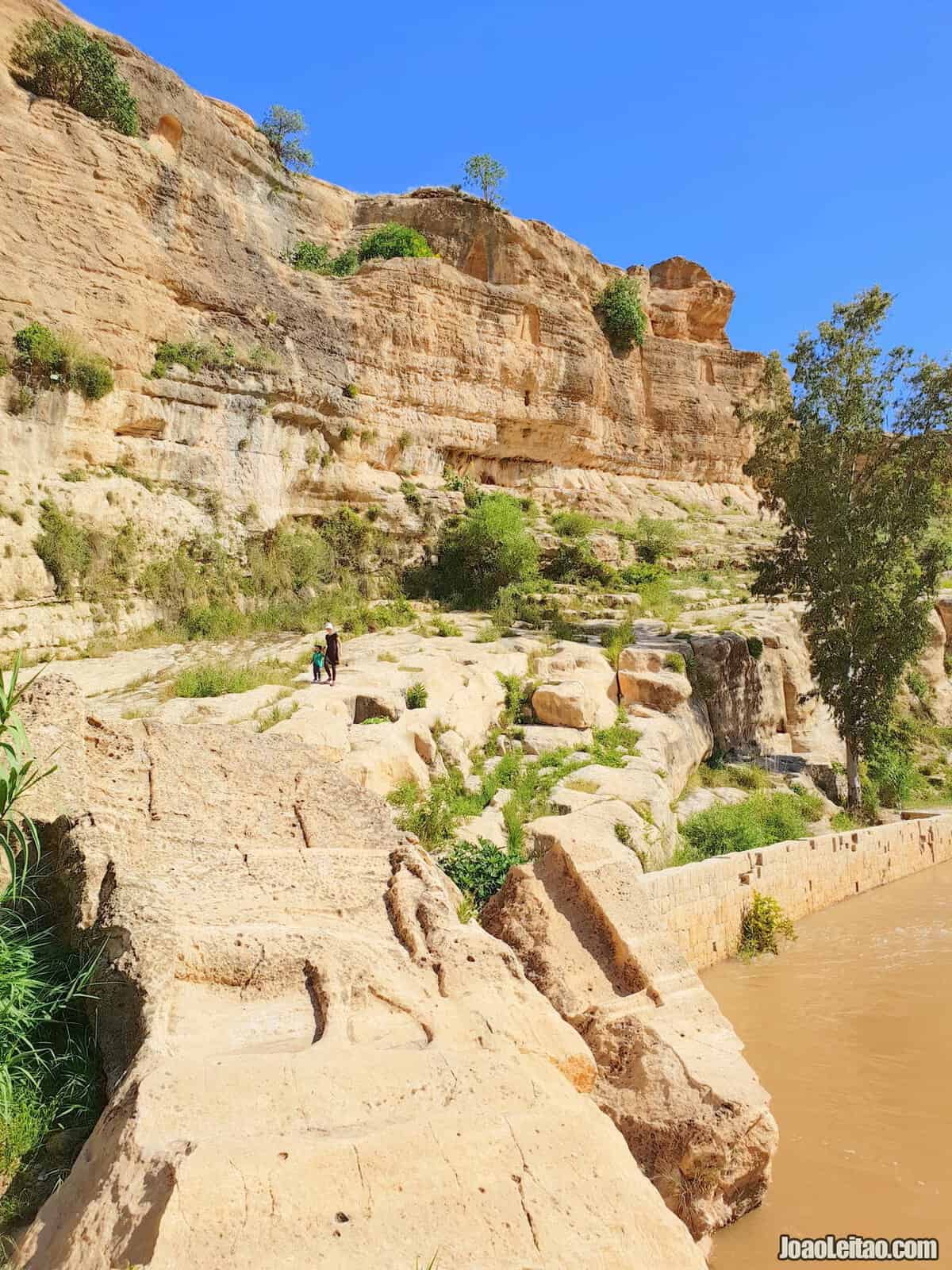 Visit rock reliefs at Khaniss in Iraqi Kurdistan