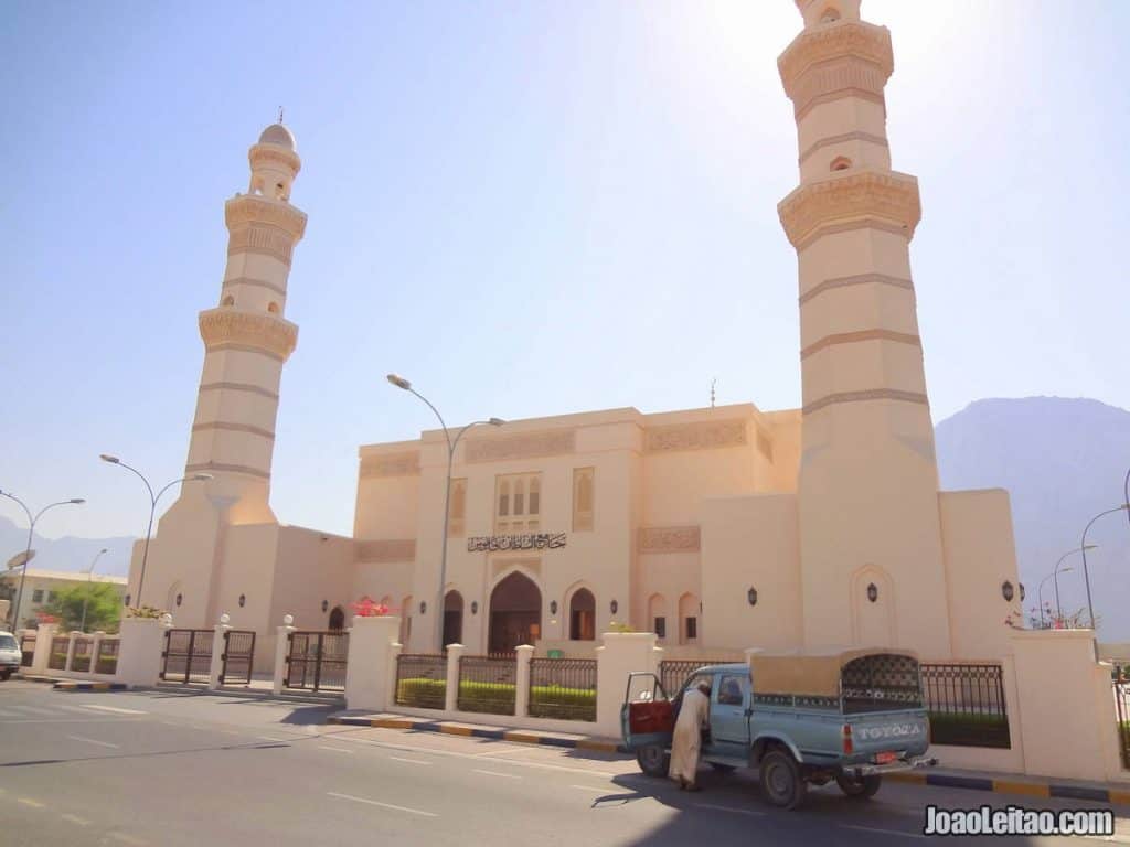  Sultan Qaboos Mosque in Khasab