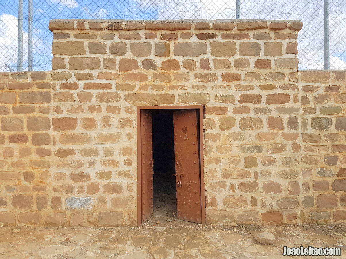 Visit the Vault Tomb of Sarqala