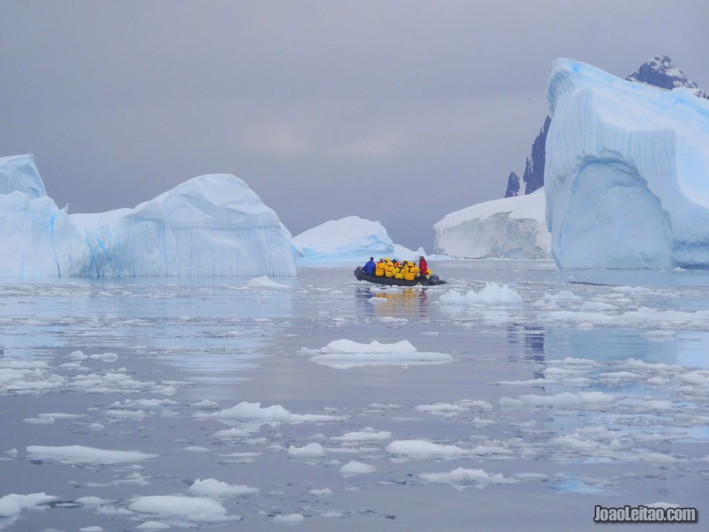 Watch Icebergs in Antarctica