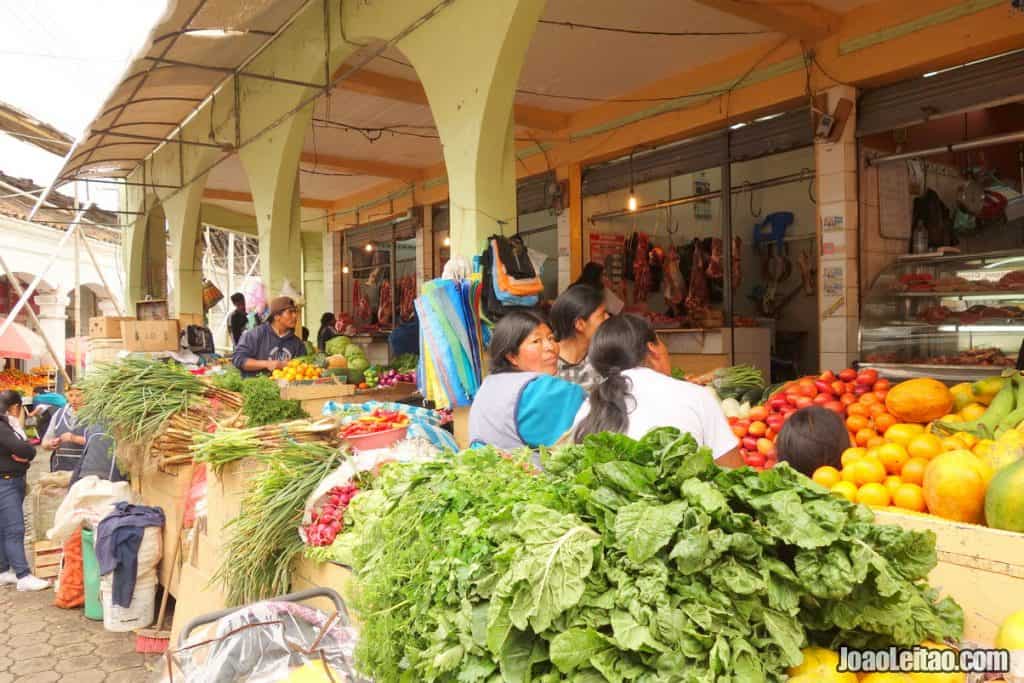 Otavalo in Ecuador