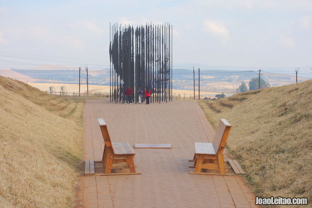Monument to Nelson Mandela