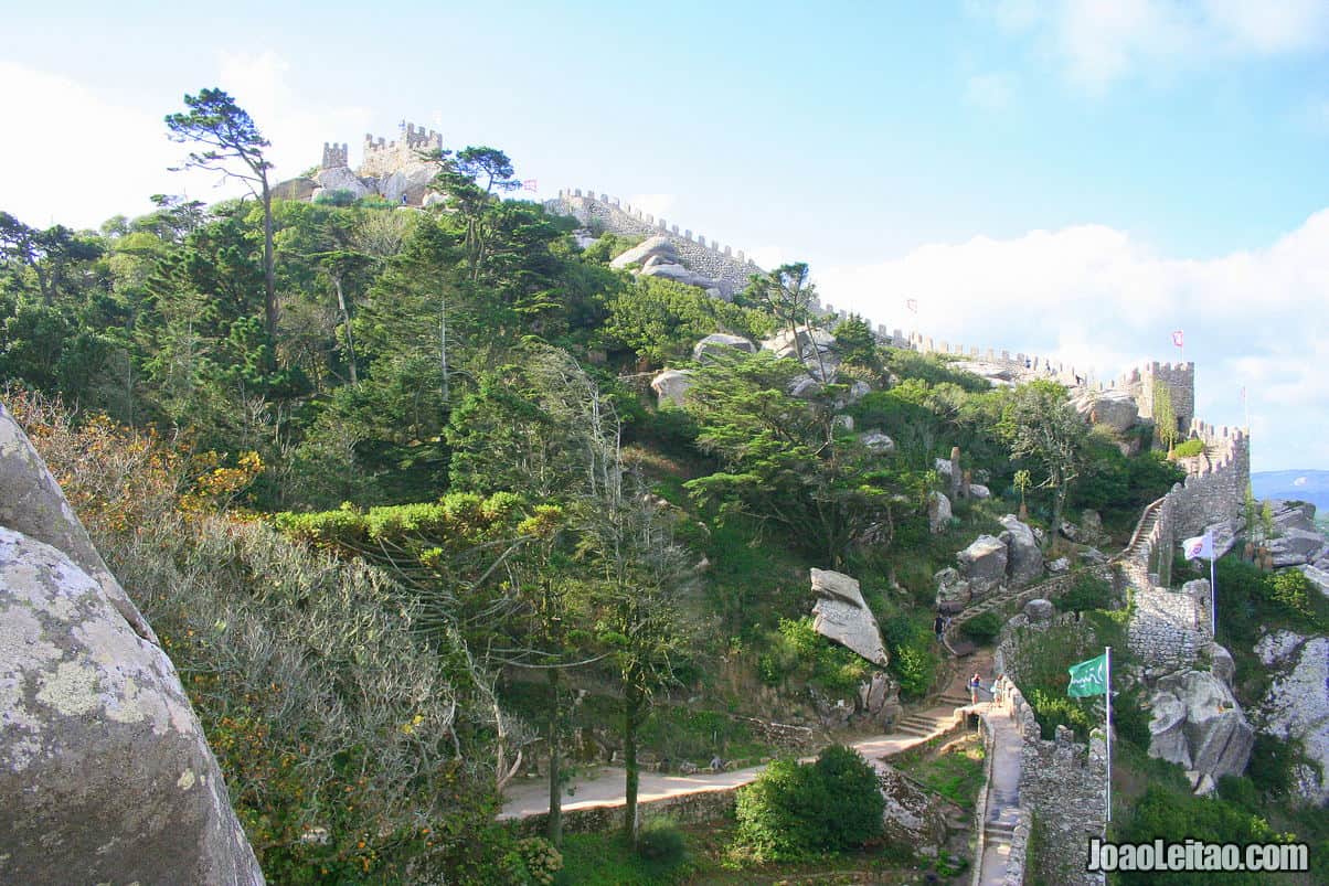 Visit Moors Castle in Sintra